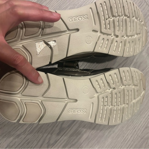 Geox Snakeskin Sneakers M6.5 W8 - Picture 6 of 6